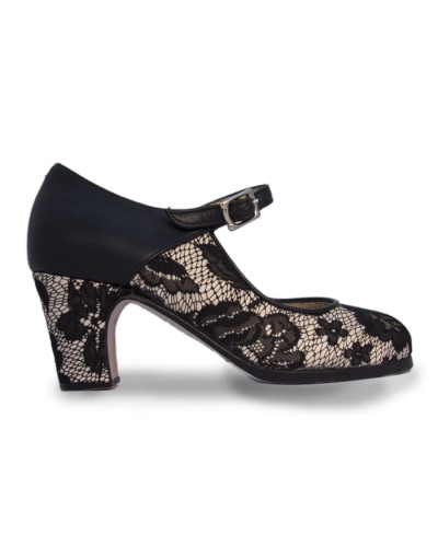 Professional flamenco shoe