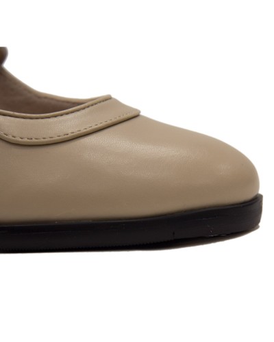 Flamenco shoes double sole