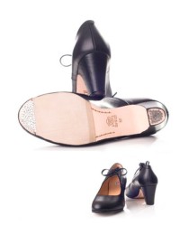 Leather flamenco shoes with a bow, Model 573063 <b>Colour - Black , Size - 35</b>