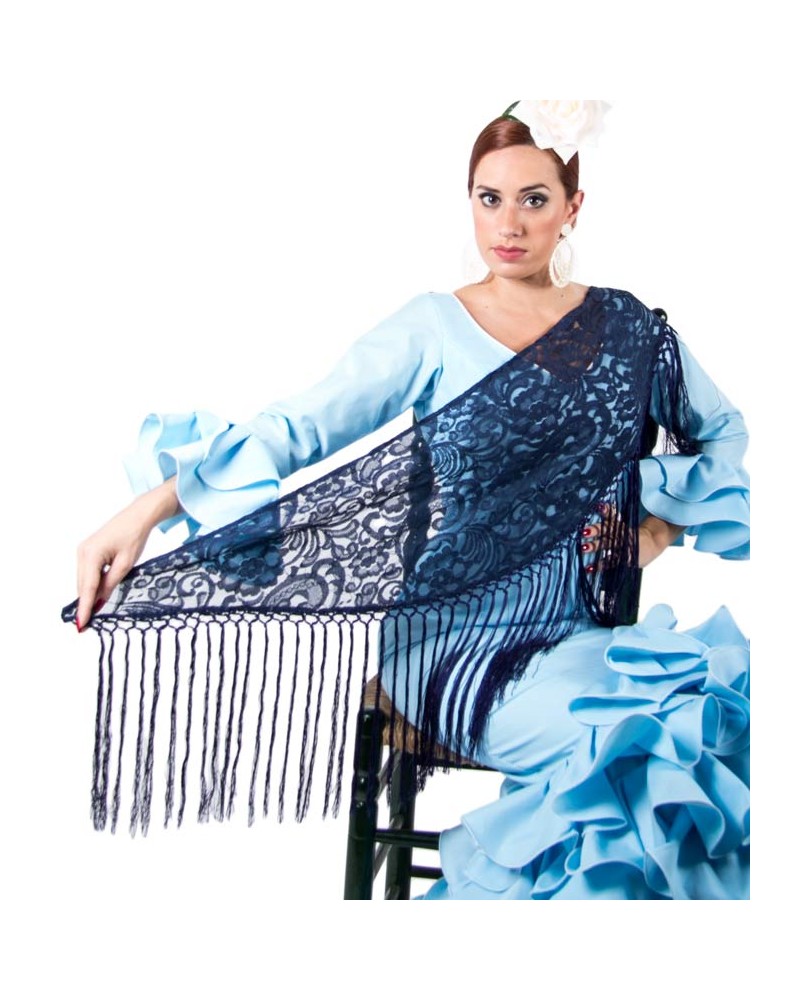 Flamenco shawl embroidery